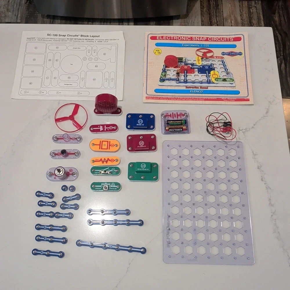 Elenco Snap Circuits Replacement Parts Lot of 31 Pieces